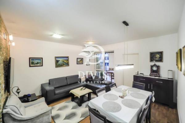 Slika 3 - Branka Krsmanovića, Trosoban stan na prodaju, 85m2, 389.000€